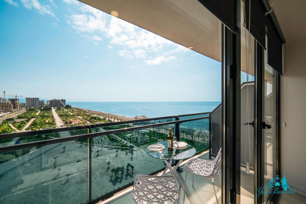 Your Beach Tower Batumi Exterior foto