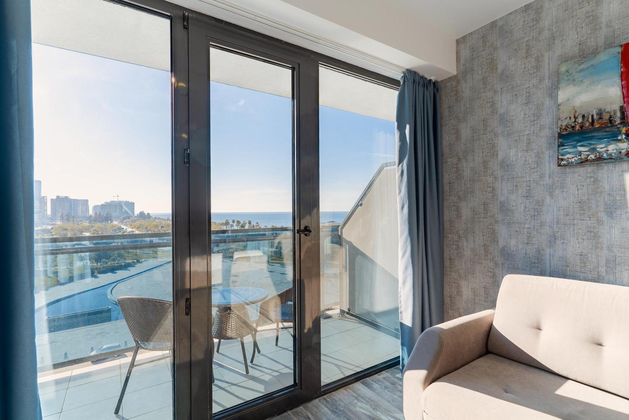 Your Beach Tower Batumi Habitación foto